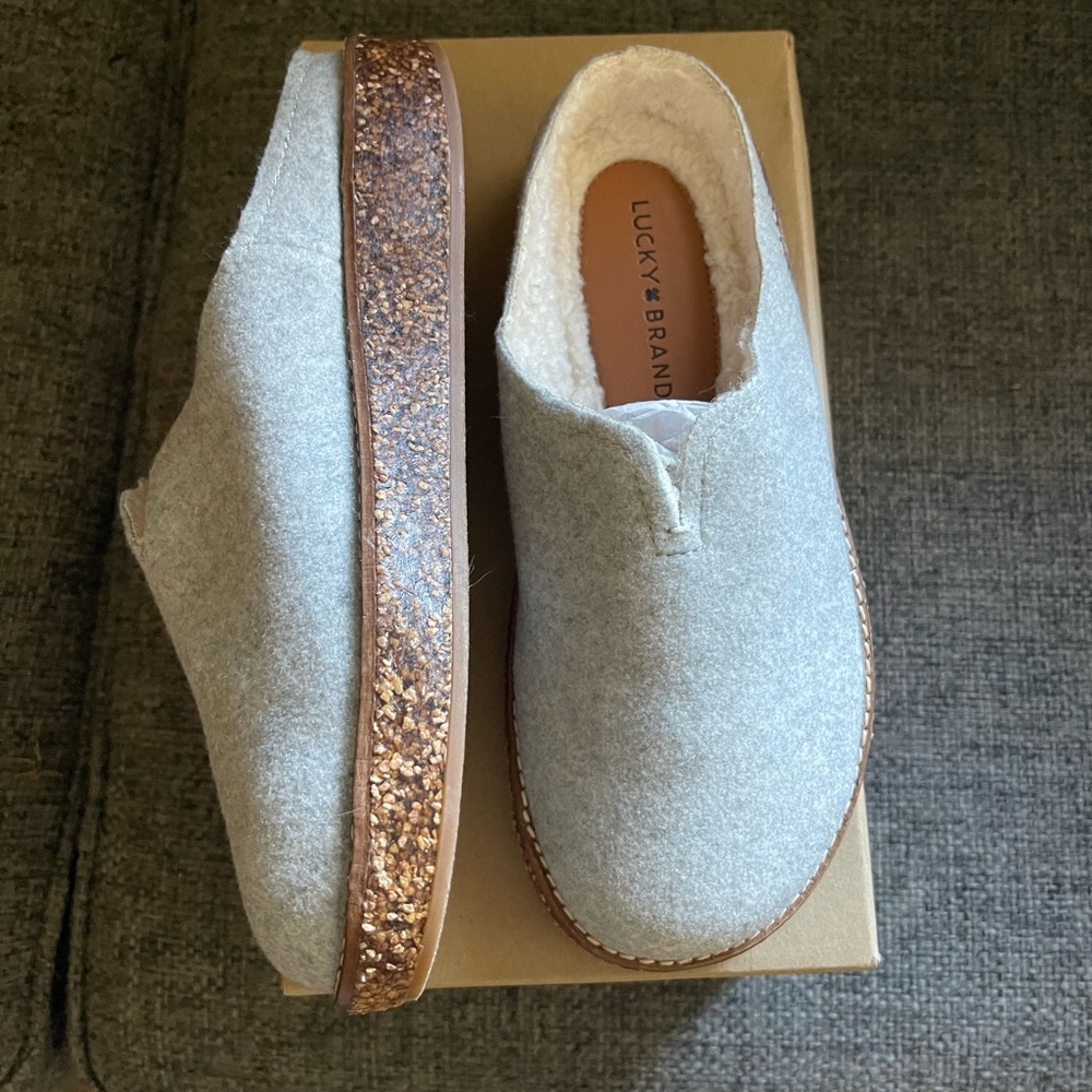 Lucky Brand shoes